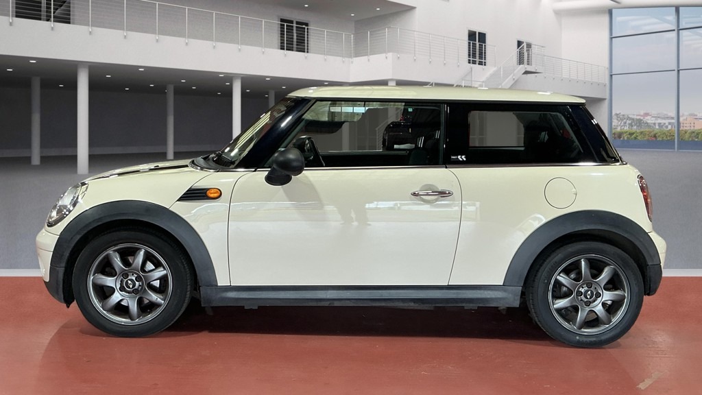 Used MINI Hatch 2010 for sale - 75680084: Photo 6
