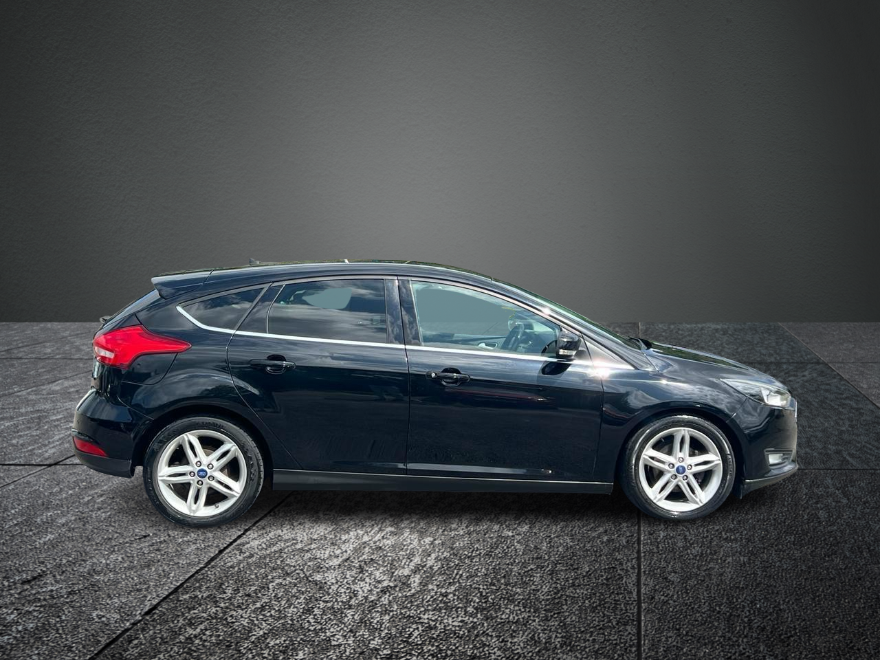 Used Ford Focus 2015 for sale - 77483831: Photo 6