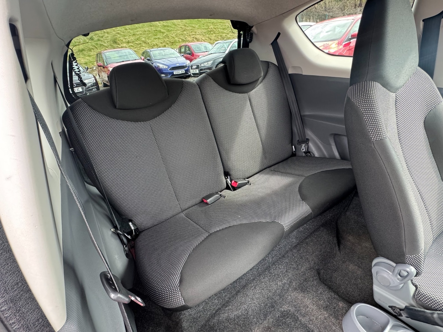 Used Toyota AYGO 2011 for sale - 73754296: Photo 14