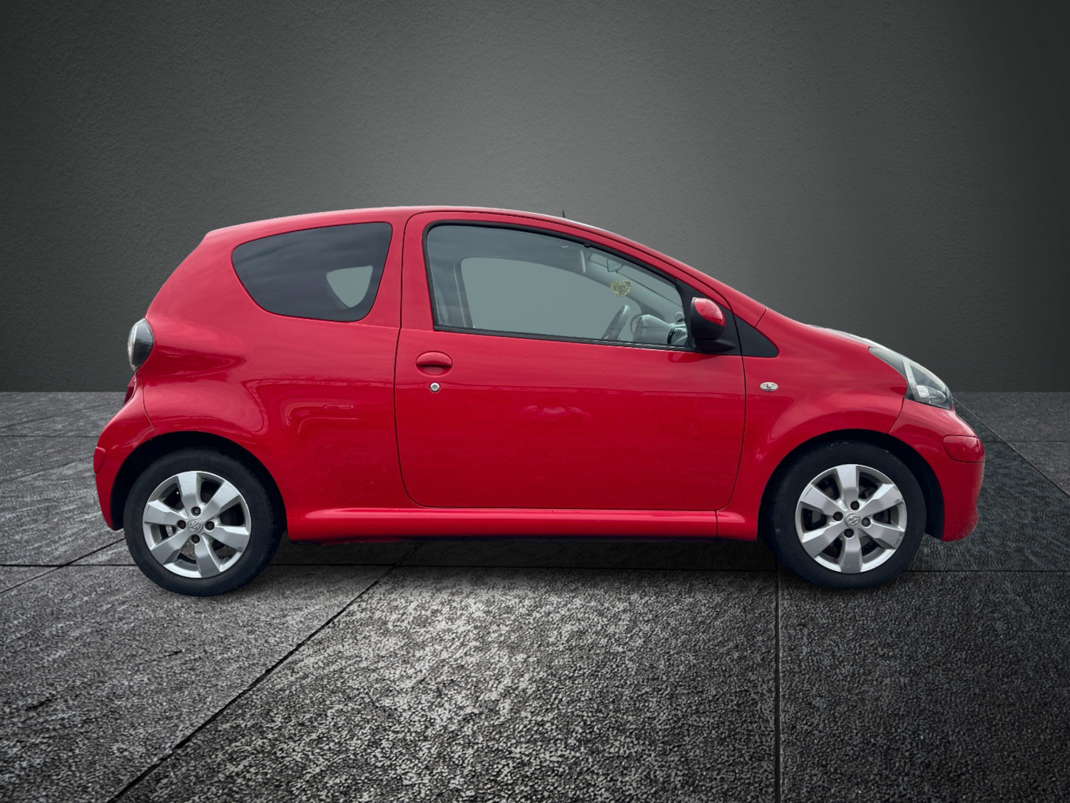 Used Toyota AYGO 2011 for sale - 73754296: Photo 3