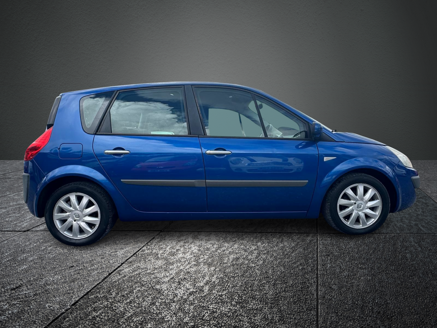 Used Renault Megane 2007 for sale - 77663365: Photo 3