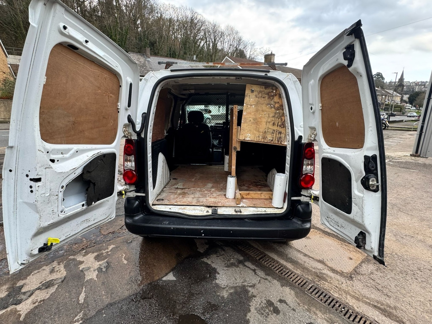 Used Peugeot Partner 2016 for sale - 76589000: Photo 14