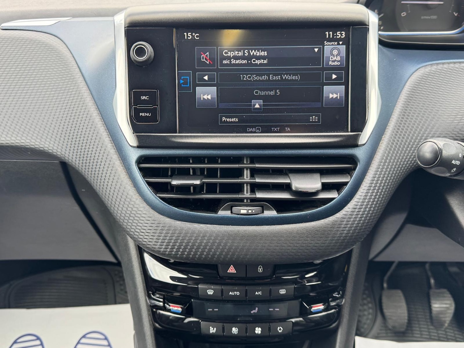 Used Peugeot 2008 2014 for sale - 73753854: Photo 14