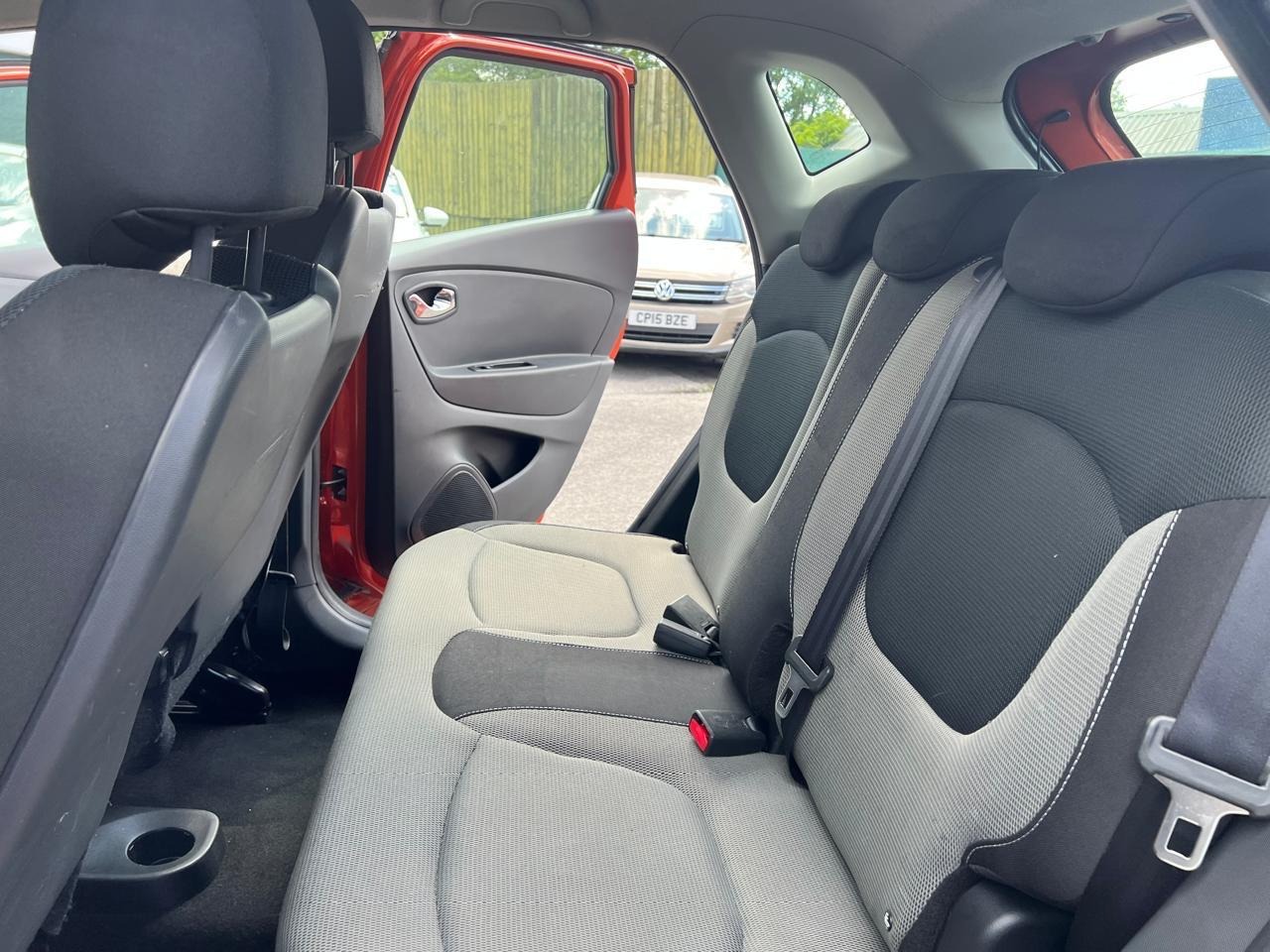 Used Renault Captur 2014 for sale - 77483786: Photo 14