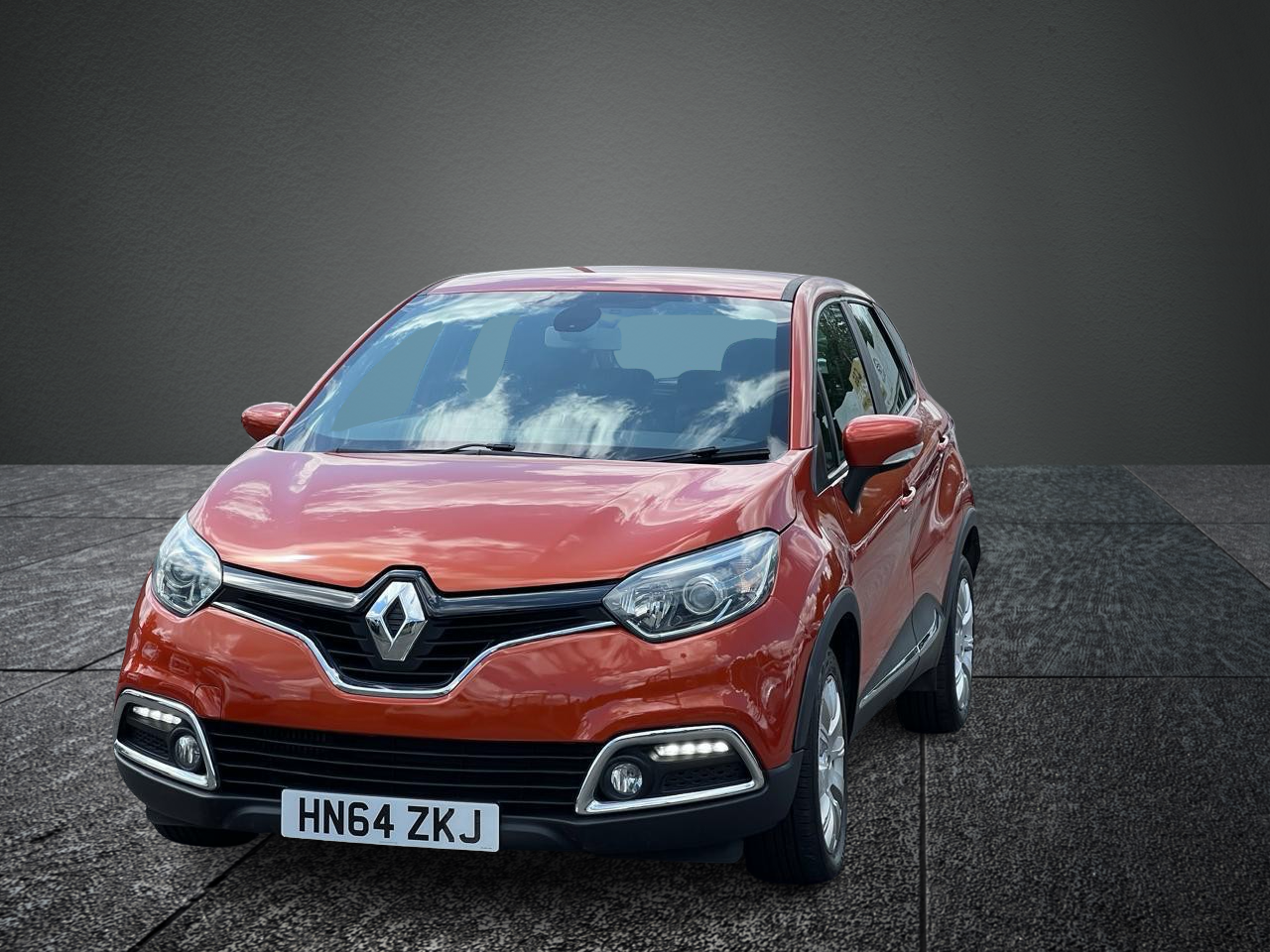 Used Renault Captur 2014 for sale - 77483786: Photo 3