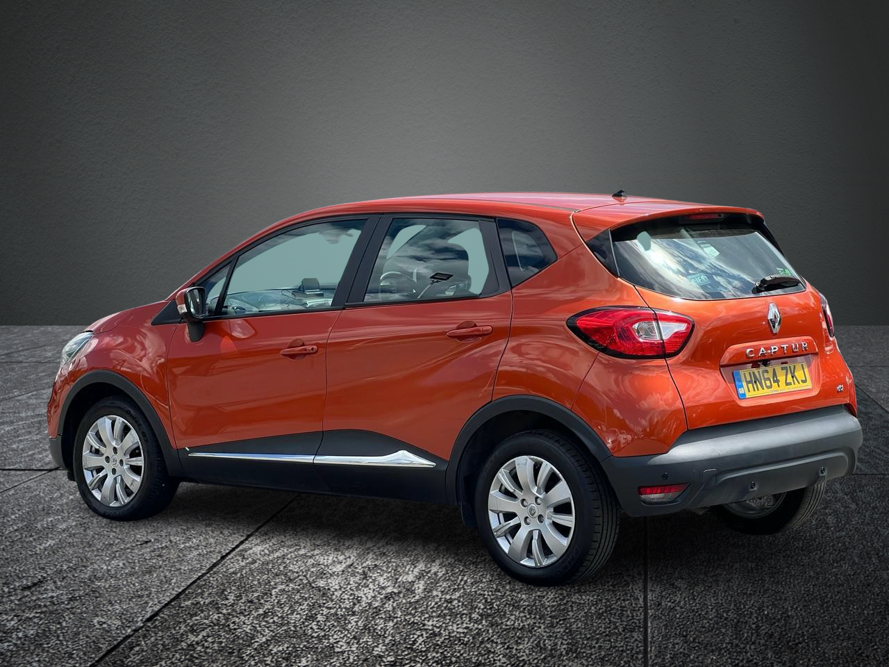 Used Renault Captur 2014 for sale - 77483786: Photo 5