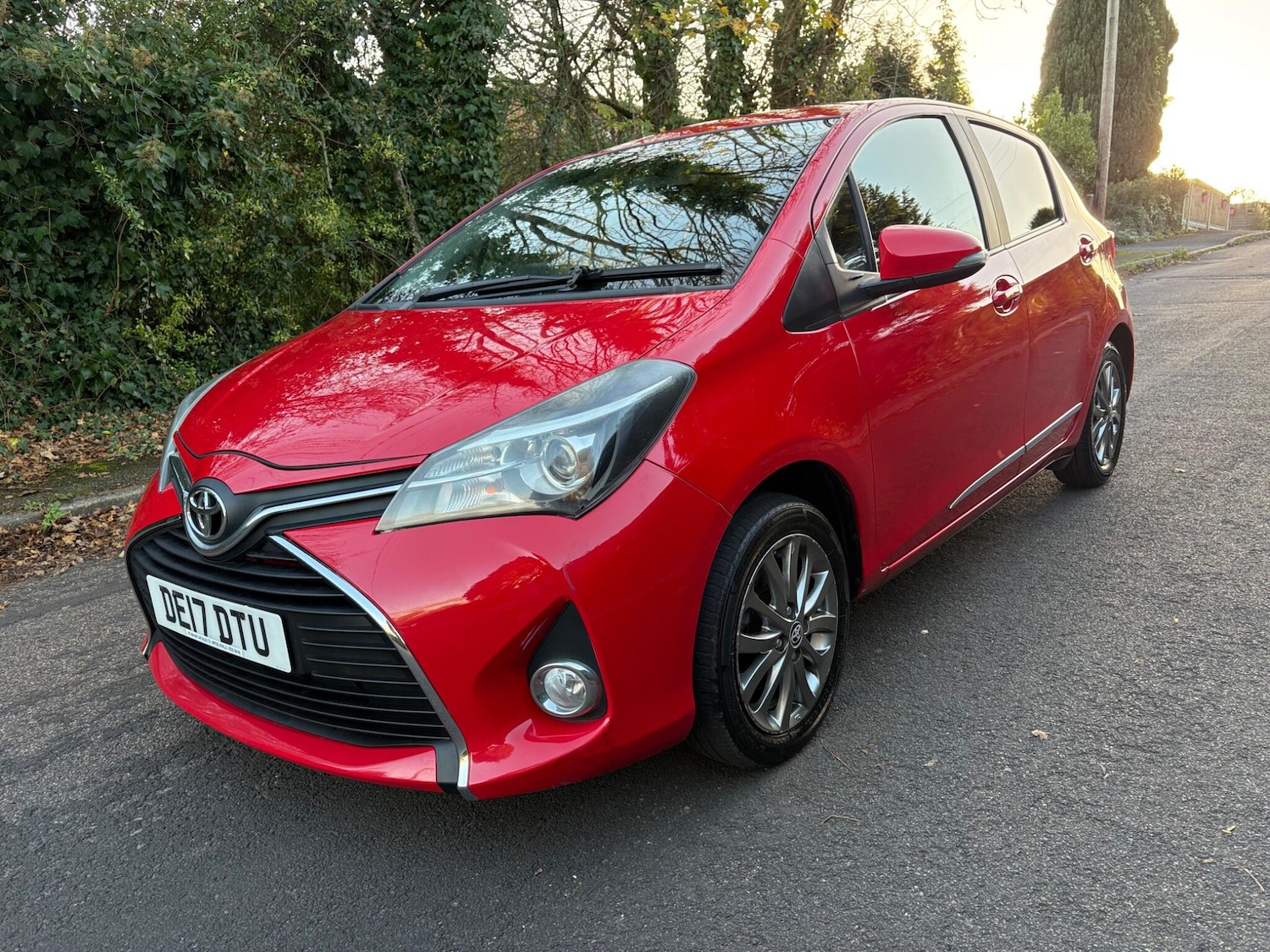 Used Toyota Yaris 2017 for sale - 76606886: Photo 1