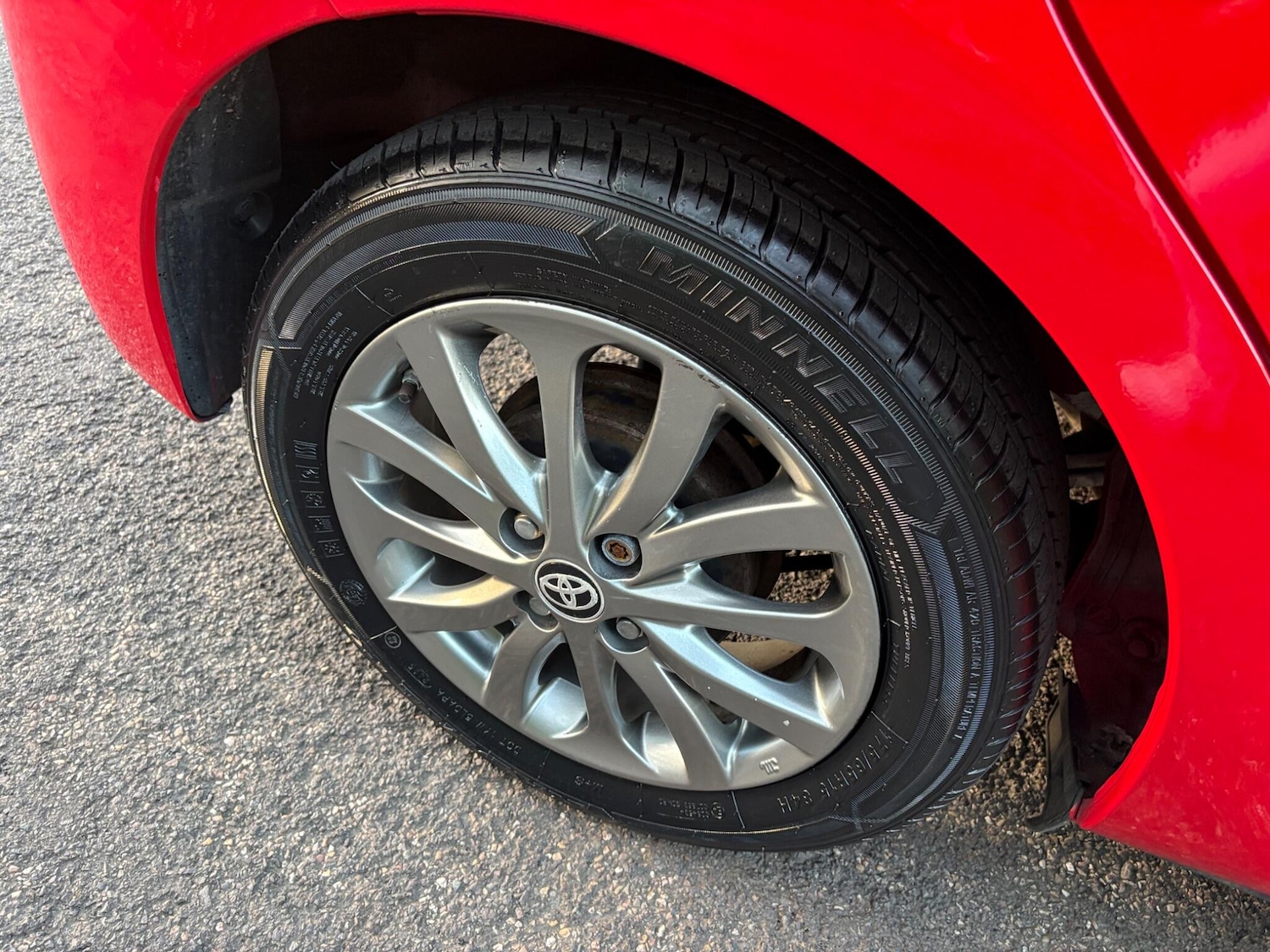 Used Toyota Yaris 2017 for sale - 76606886: Photo 12