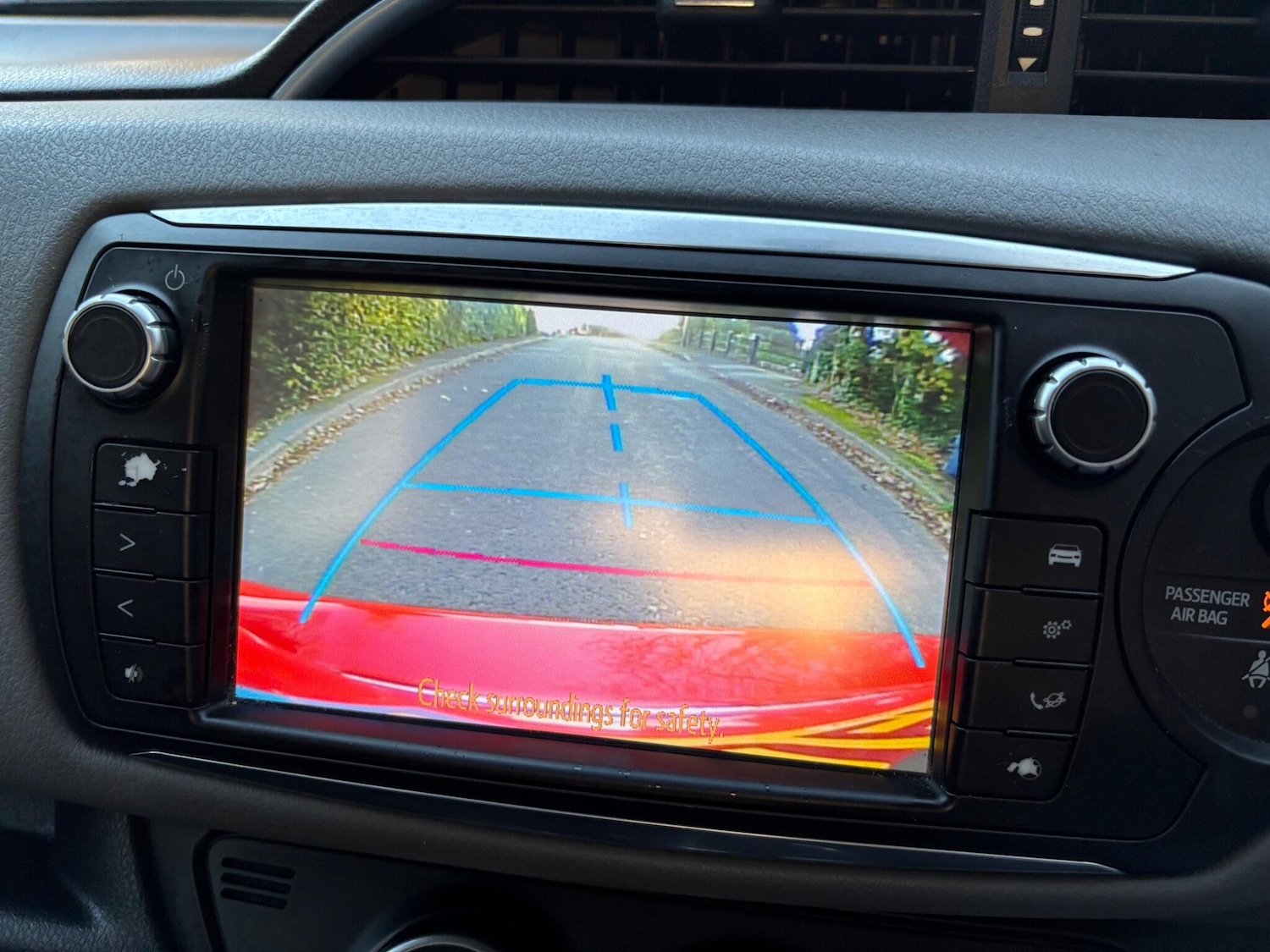 Used Toyota Yaris 2017 for sale - 76606886: Photo 30