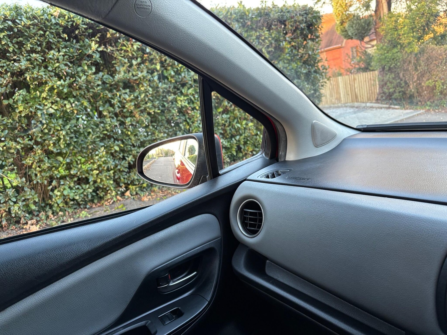 Used Toyota Yaris 2017 for sale - 76606886: Photo 31