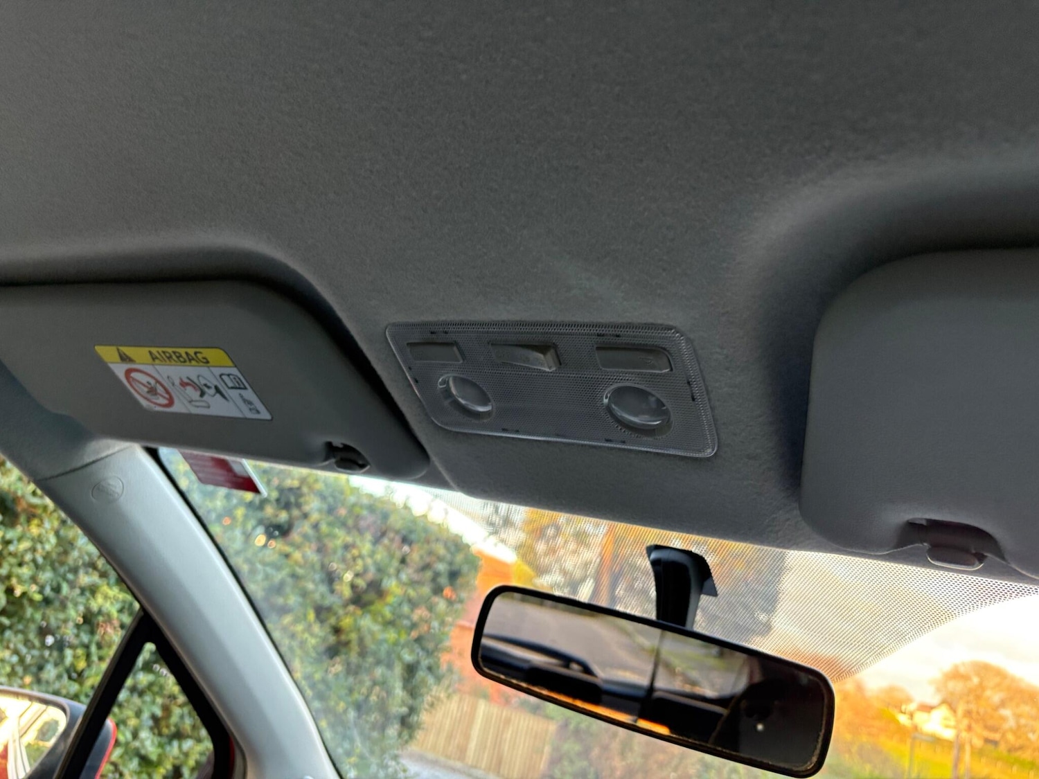 Used Toyota Yaris 2017 for sale - 76606886: Photo 33