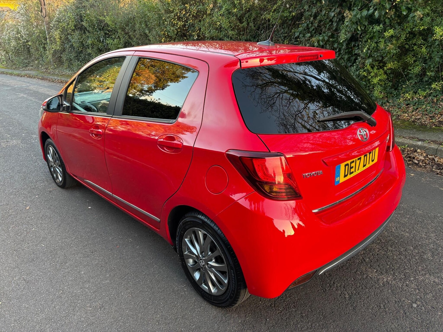 Used Toyota Yaris 2017 for sale - 76606886: Photo 6