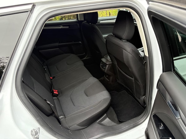 Used Ford Mondeo 2017 for sale - 74520829: Photo 11