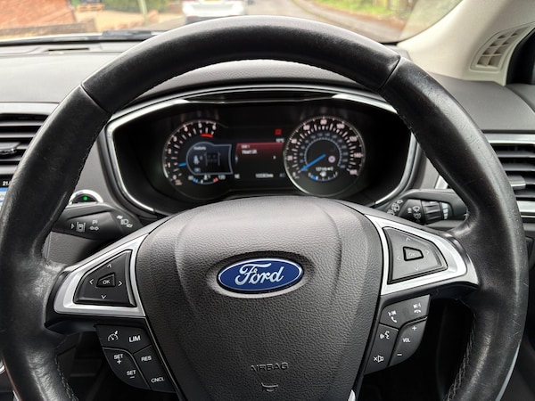 Used Ford Mondeo 2017 for sale - 74520829: Photo 25