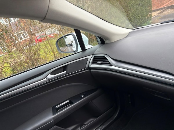Used Ford Mondeo 2017 for sale - 74520829: Photo 31