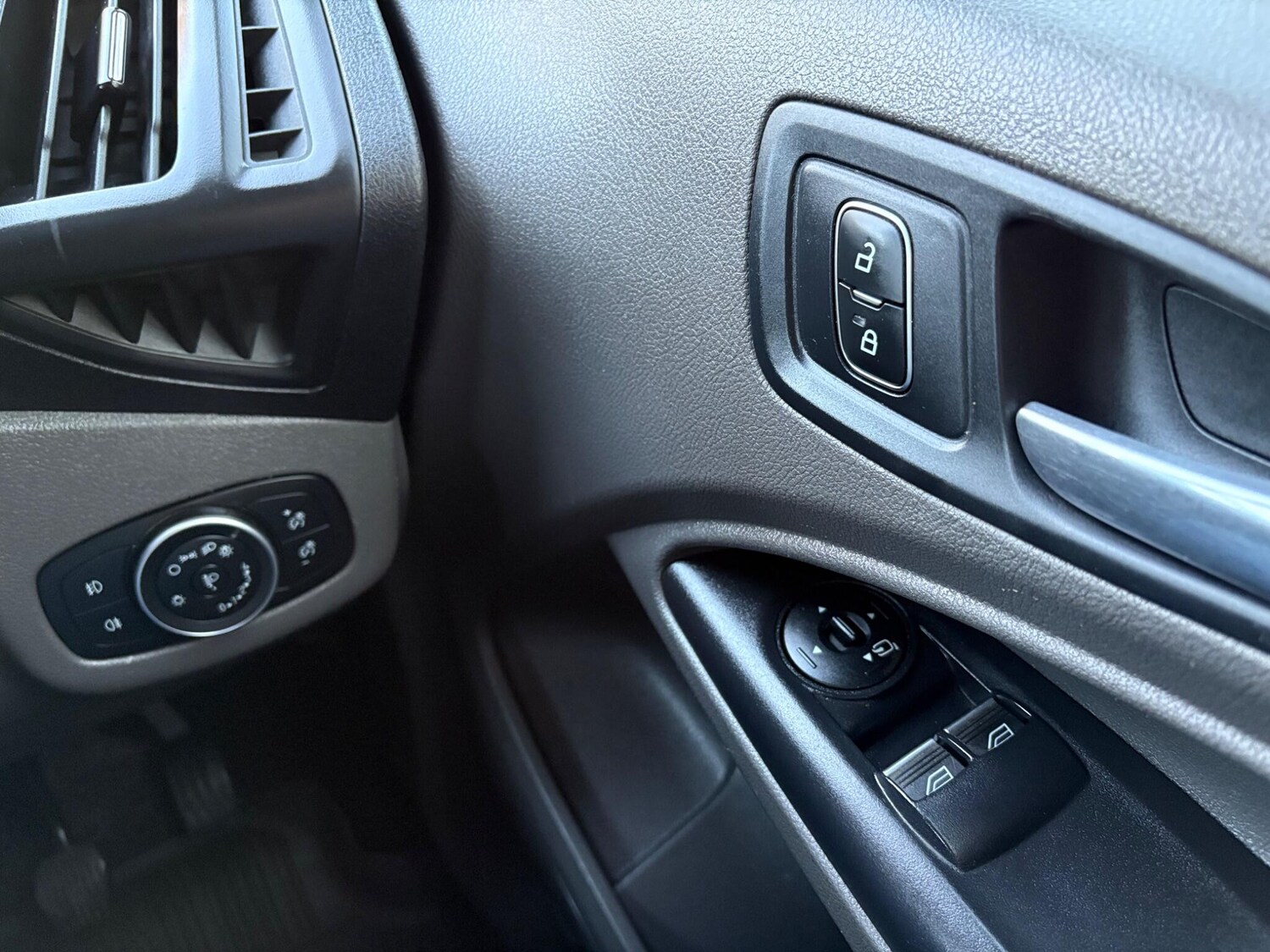 Used Ford Transit Connect 2020 for sale - 76521496: Photo 24