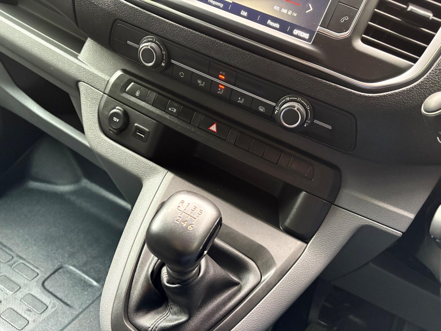 Used Vauxhall Vivaro 2022 for sale - 76269775: Photo 31