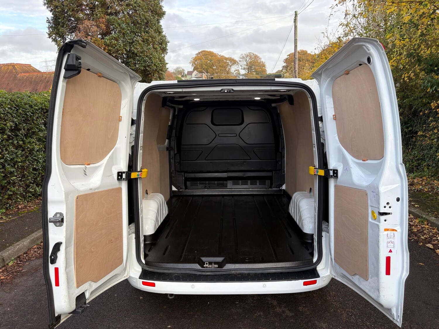 Used Ford Transit Custom 2022 for sale - 76473150: Photo 9