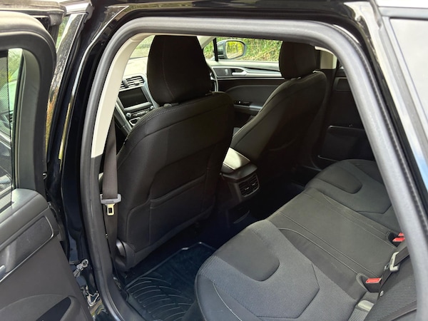 Used Ford Mondeo 2017 for sale - 74336971: Photo 8