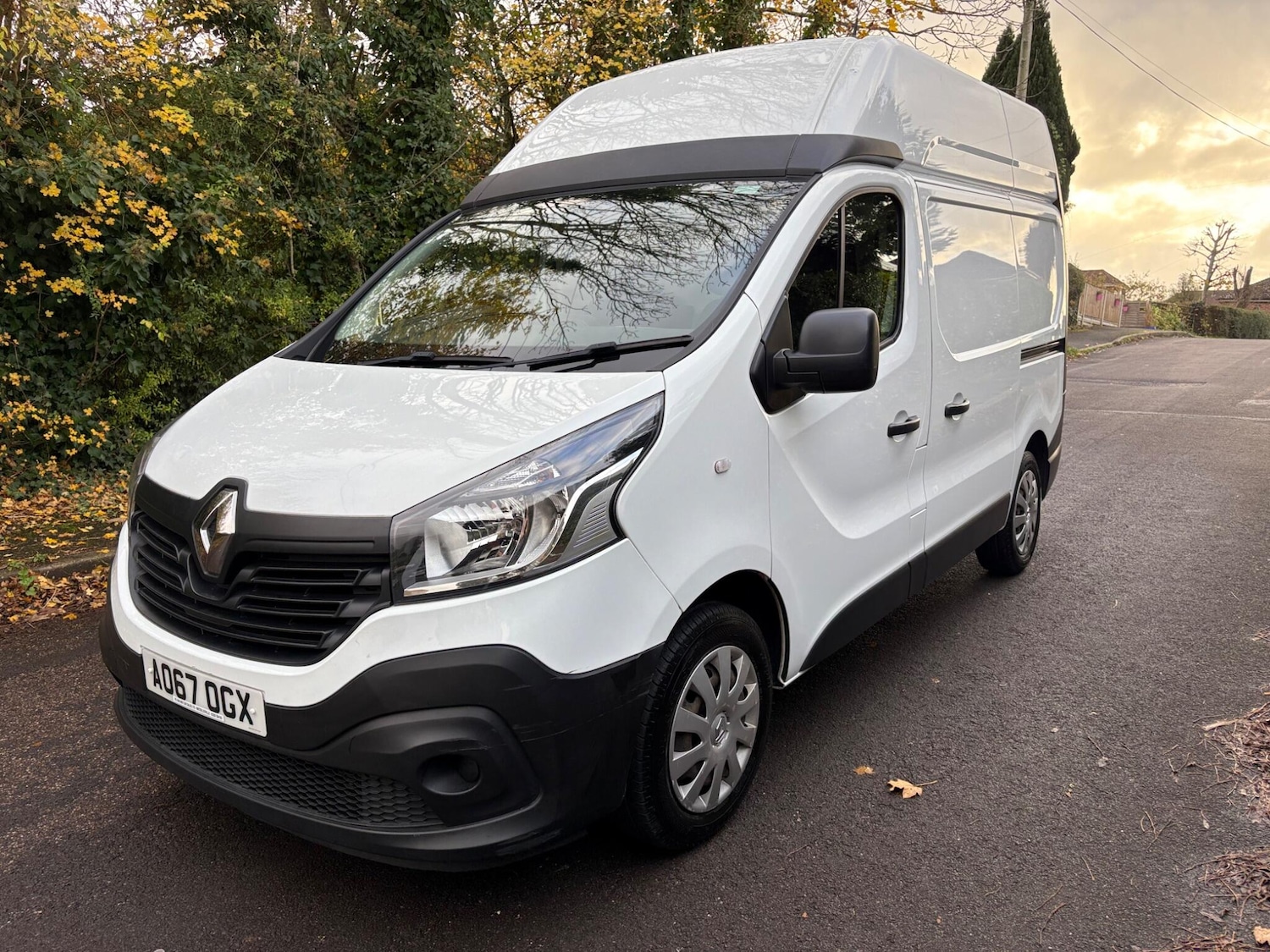 Used Renault Trafic 2017 for sale - 76499522: Photo 1