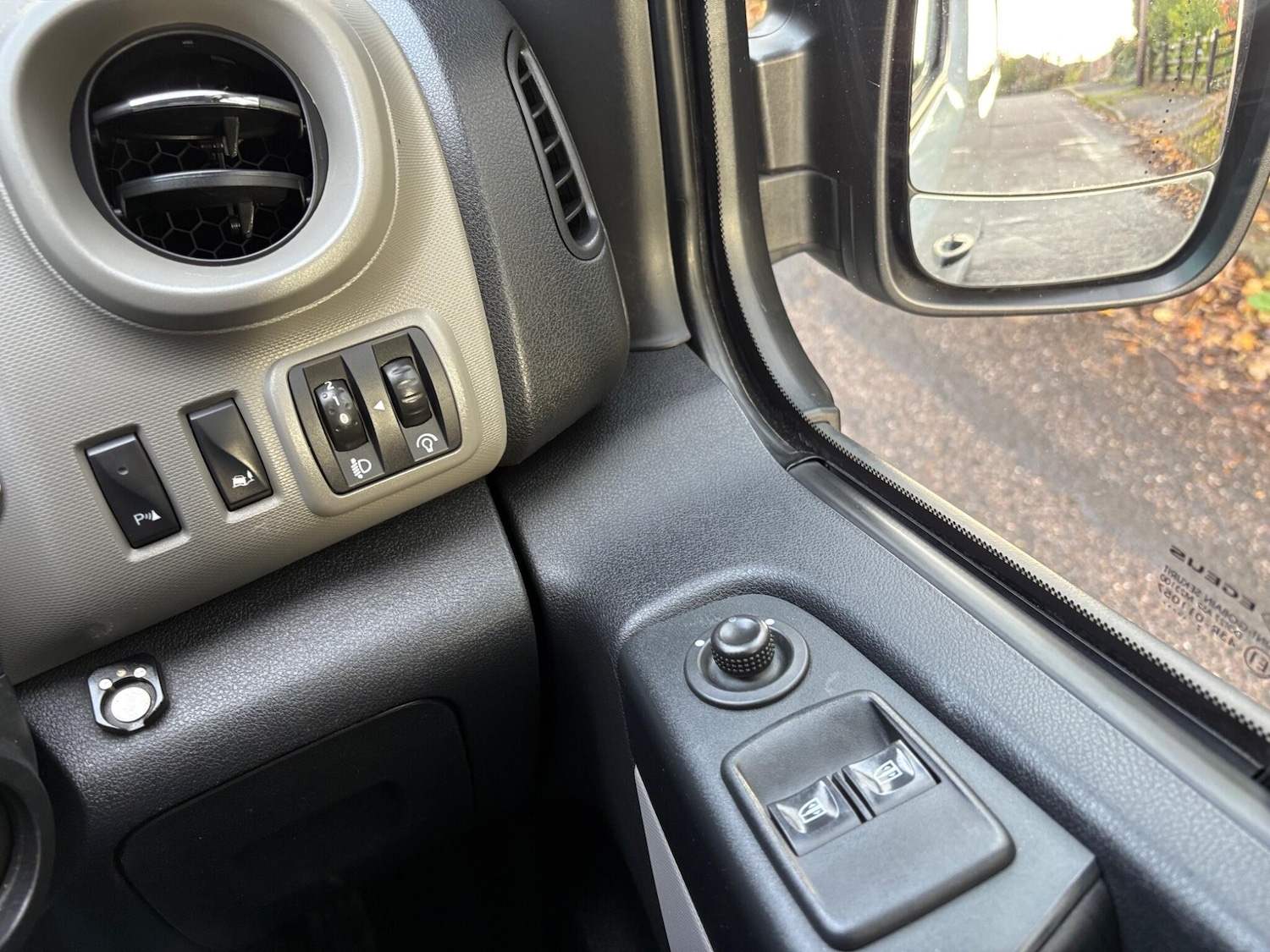 Used Renault Trafic 2017 for sale - 76499522: Photo 23