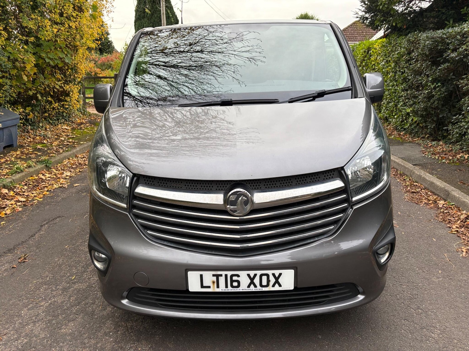 Used Vauxhall Vivaro 2016 for sale - 76425215: Photo 2