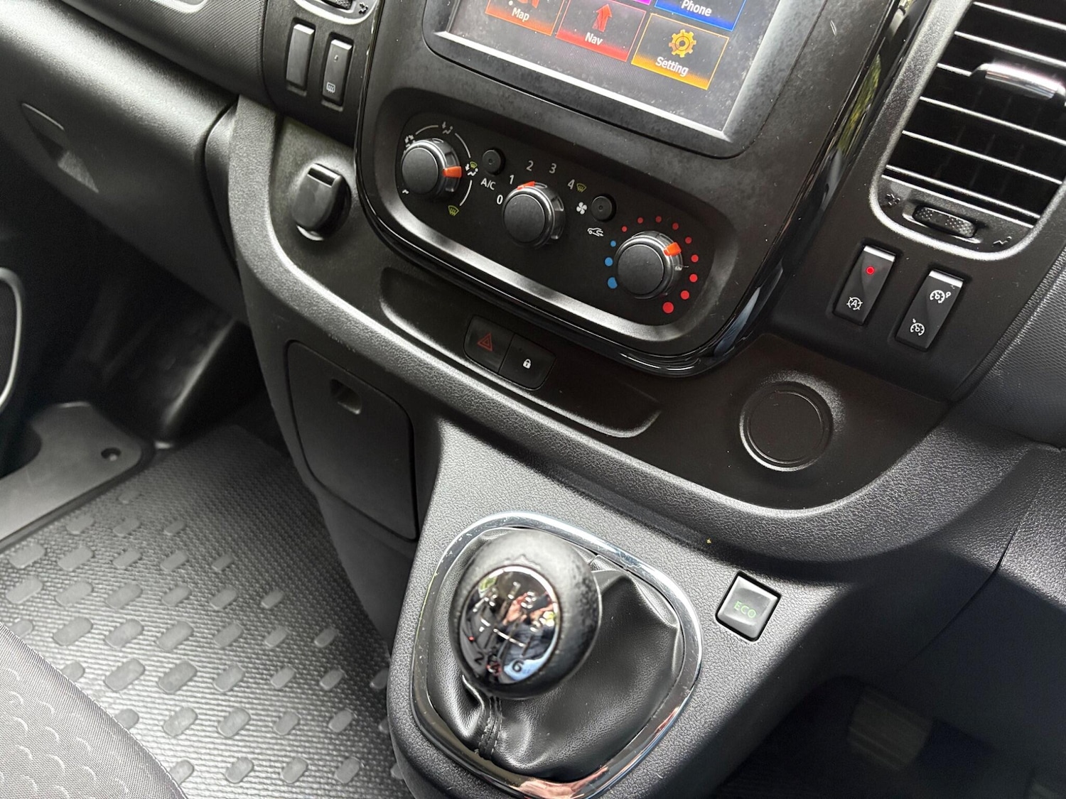 Used Vauxhall Vivaro 2016 for sale - 76425215: Photo 27