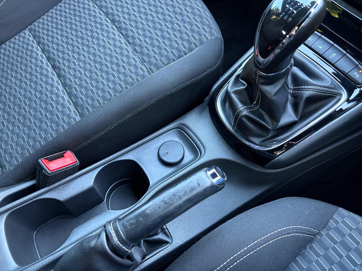 Used Vauxhall Astra 2017 for sale - 76592709: Photo 25