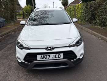 Used Hyundai i20 2017 for sale - 74120593: Photo