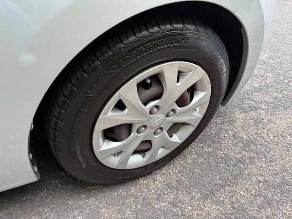 Used Hyundai i10 2014 for sale - 76306396: Photo 12