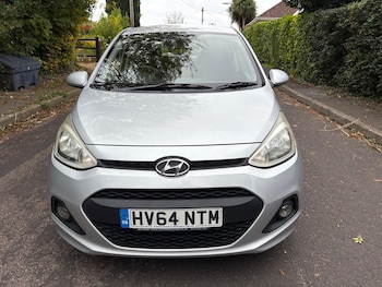 Used Hyundai i10 2014 for sale - 76306396: Photo 2
