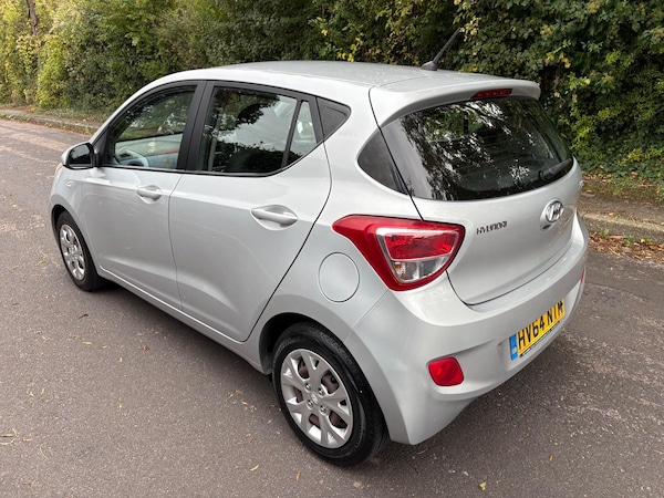 Used Hyundai i10 2014 for sale - 76306396: Photo 6