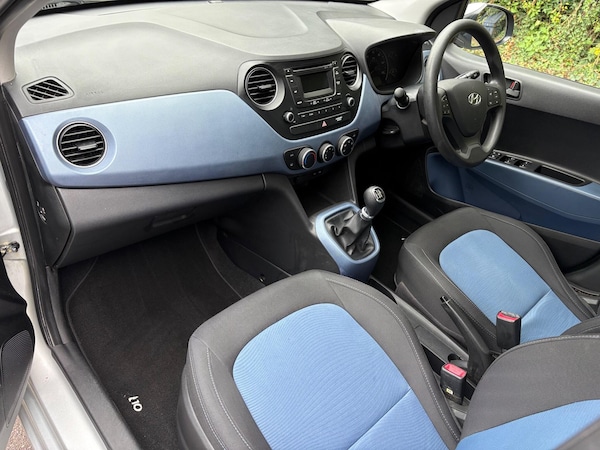 Used Hyundai i10 2014 for sale - 76306396: Photo 7