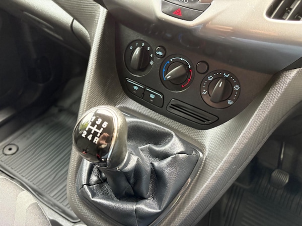 Used Ford Transit Connect 2016 for sale - 76307287: Photo 29