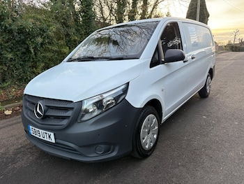 Mercedes-Benz - Vito