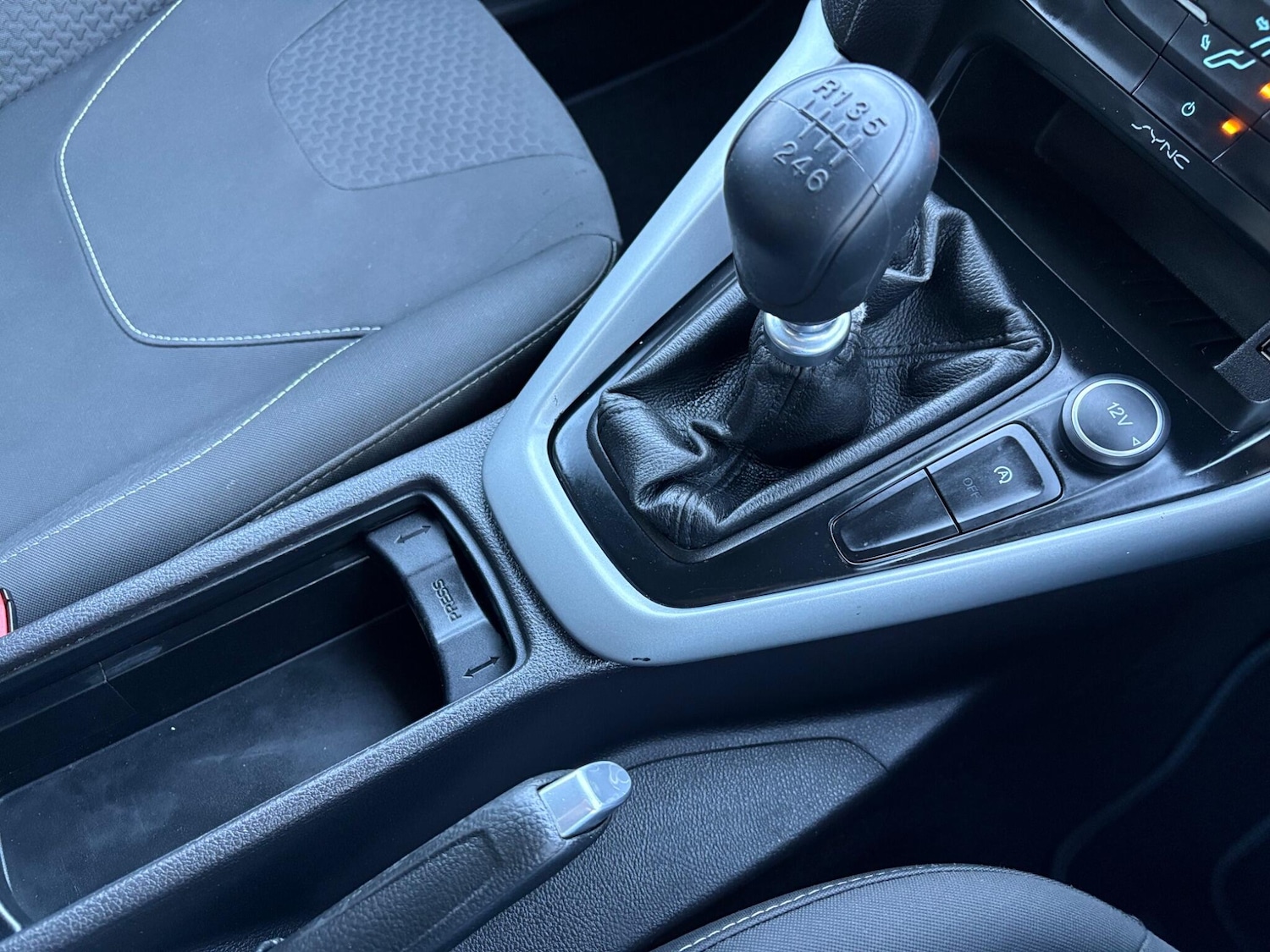 Used Ford Focus 2015 for sale - 76619783: Photo 25