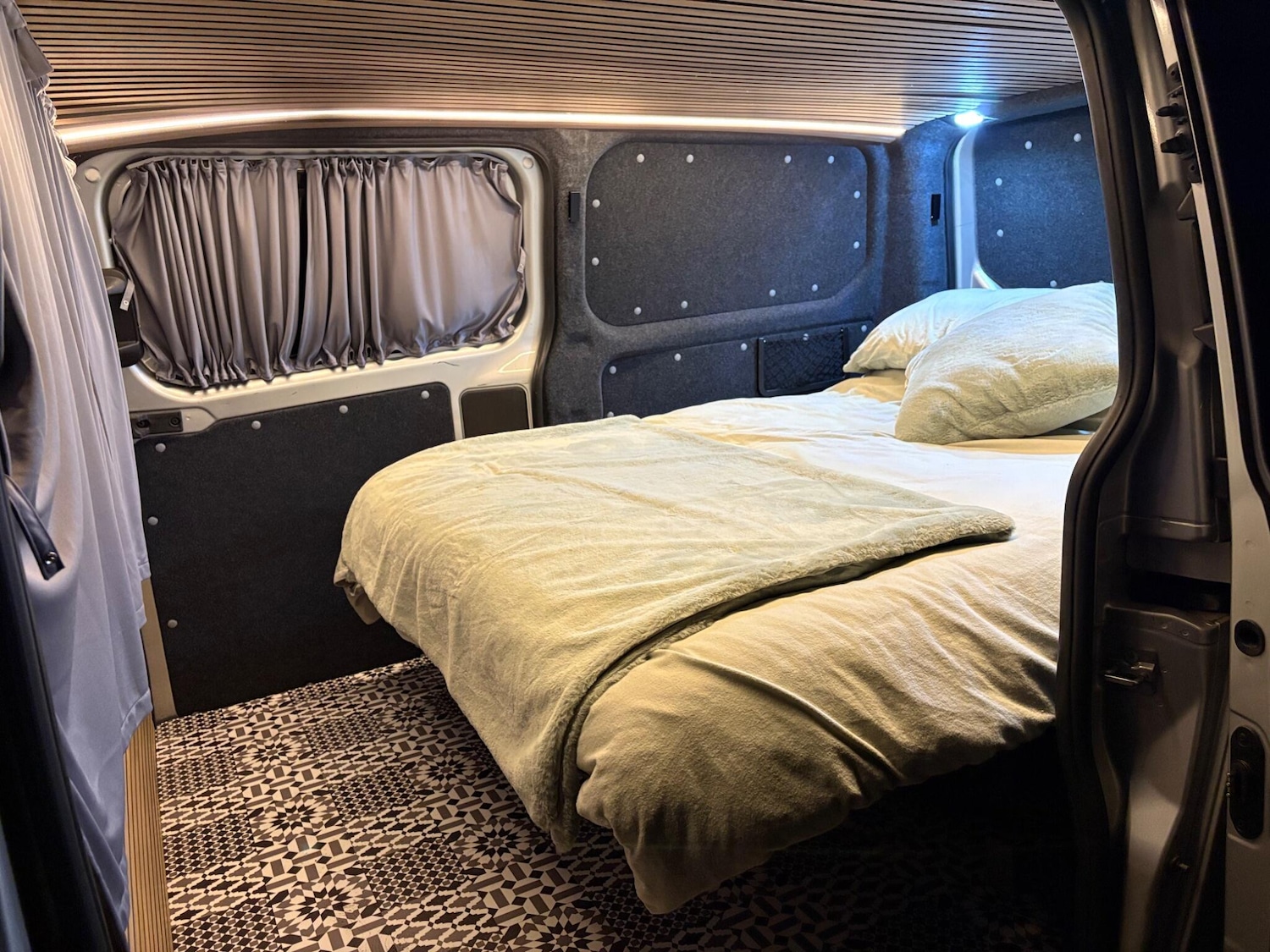 Used Ford Transit Custom 2018 for sale - 76701586: Photo 45