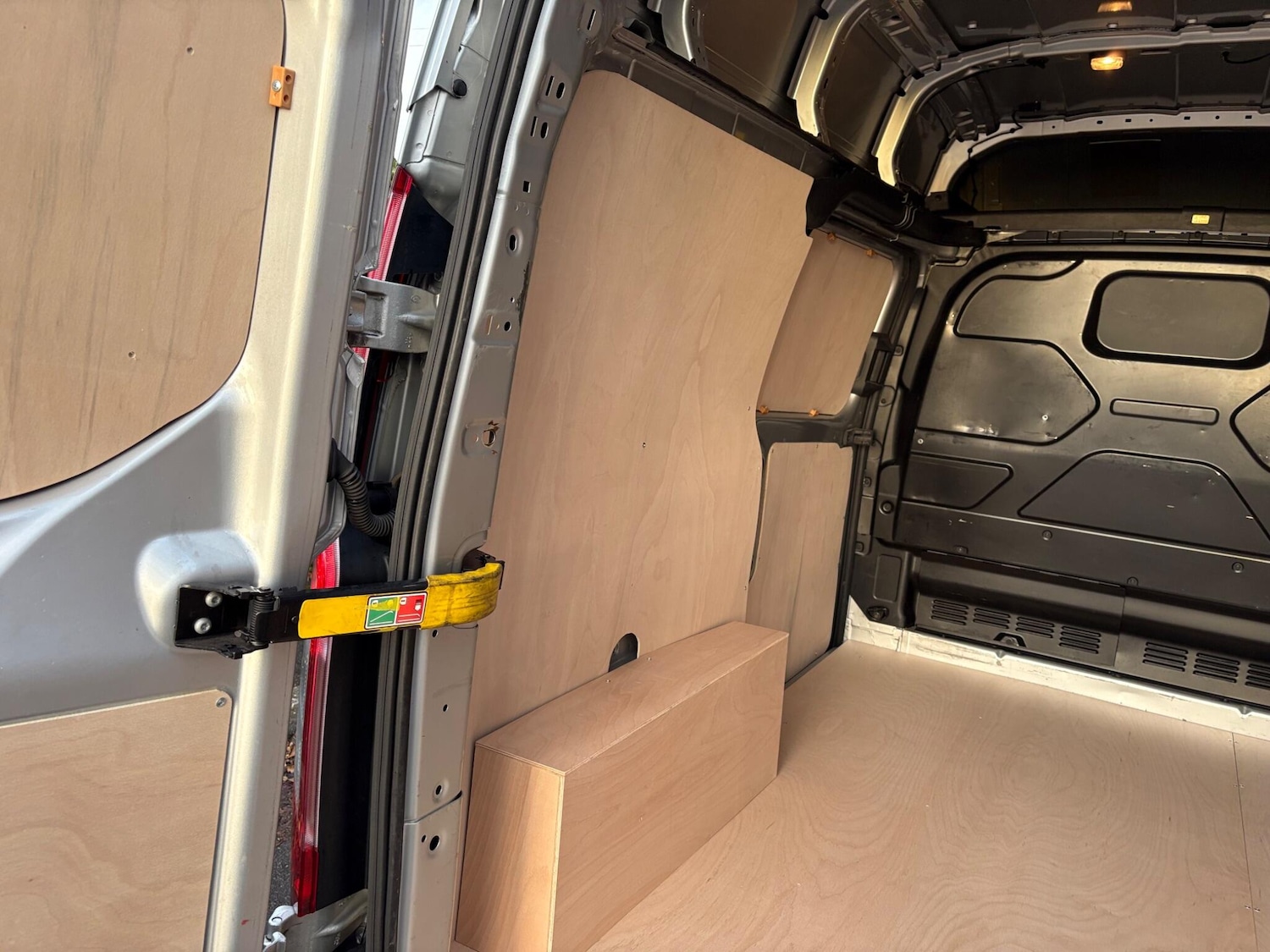 Used Ford Transit Custom 2021 for sale - 76742592: Photo 11