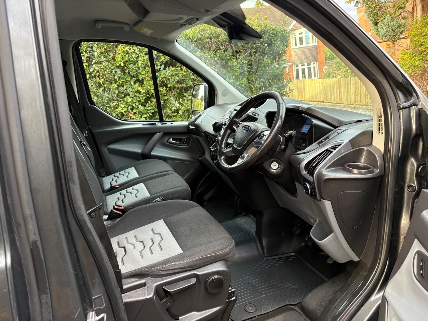 Used Ford Transit Custom 2016 for sale - 76645825: Photo 10