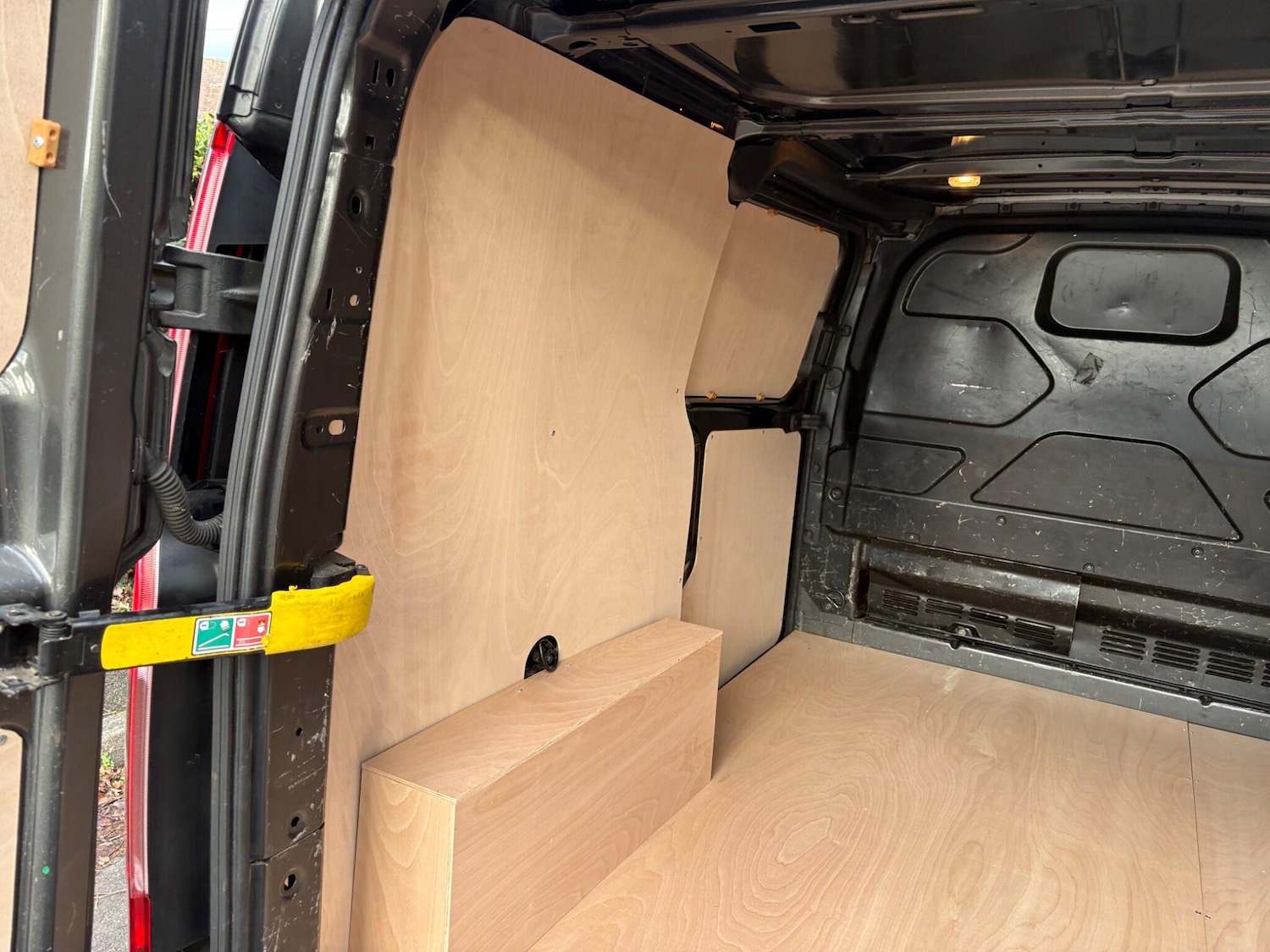 Used Ford Transit Custom 2016 for sale - 76645825: Photo 11