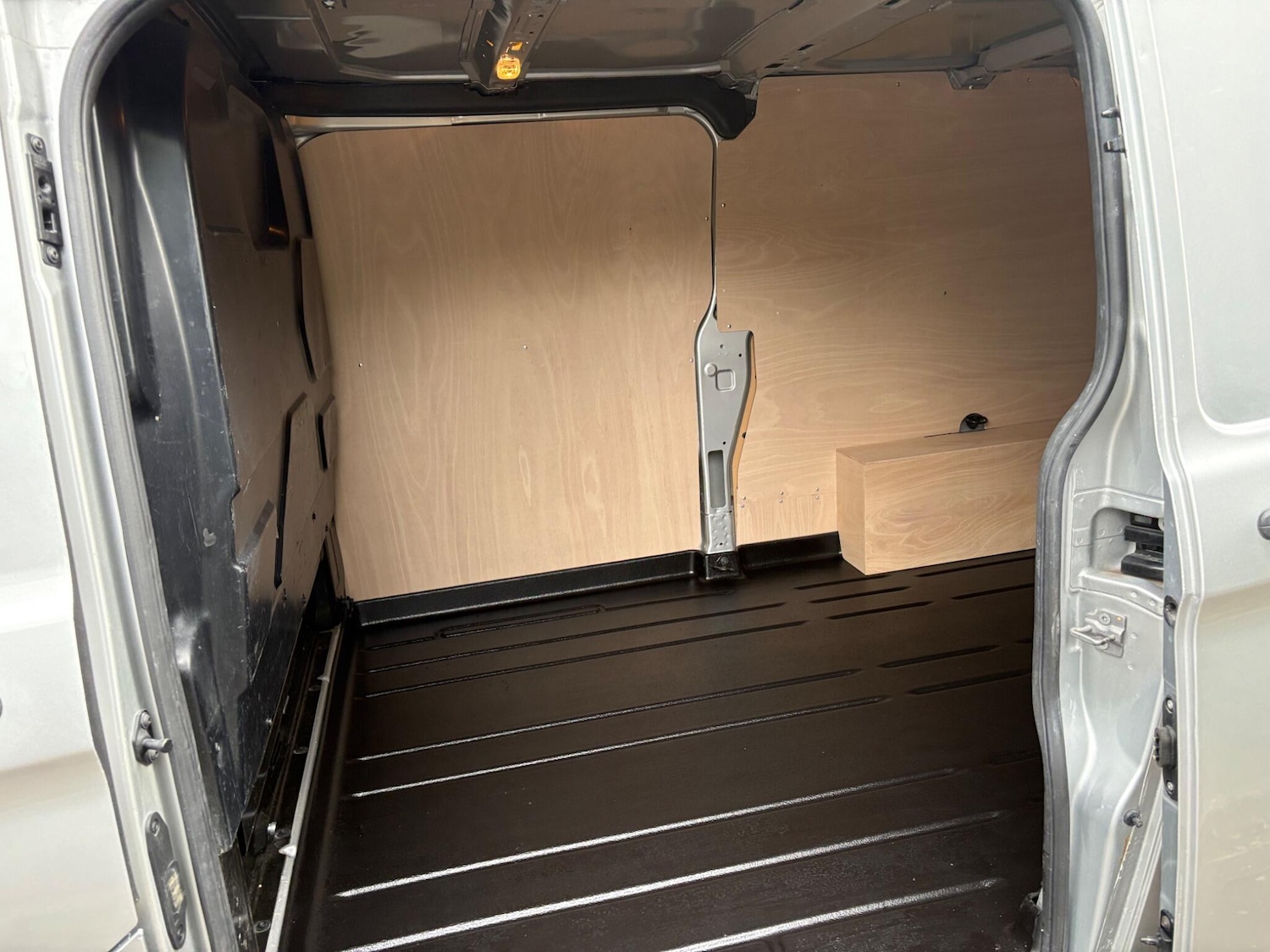 Used Ford Transit Custom 2019 for sale - 76473629: Photo 8