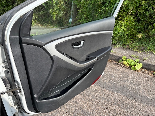 Used Hyundai i30 2016 for sale - 75508315: Photo 21