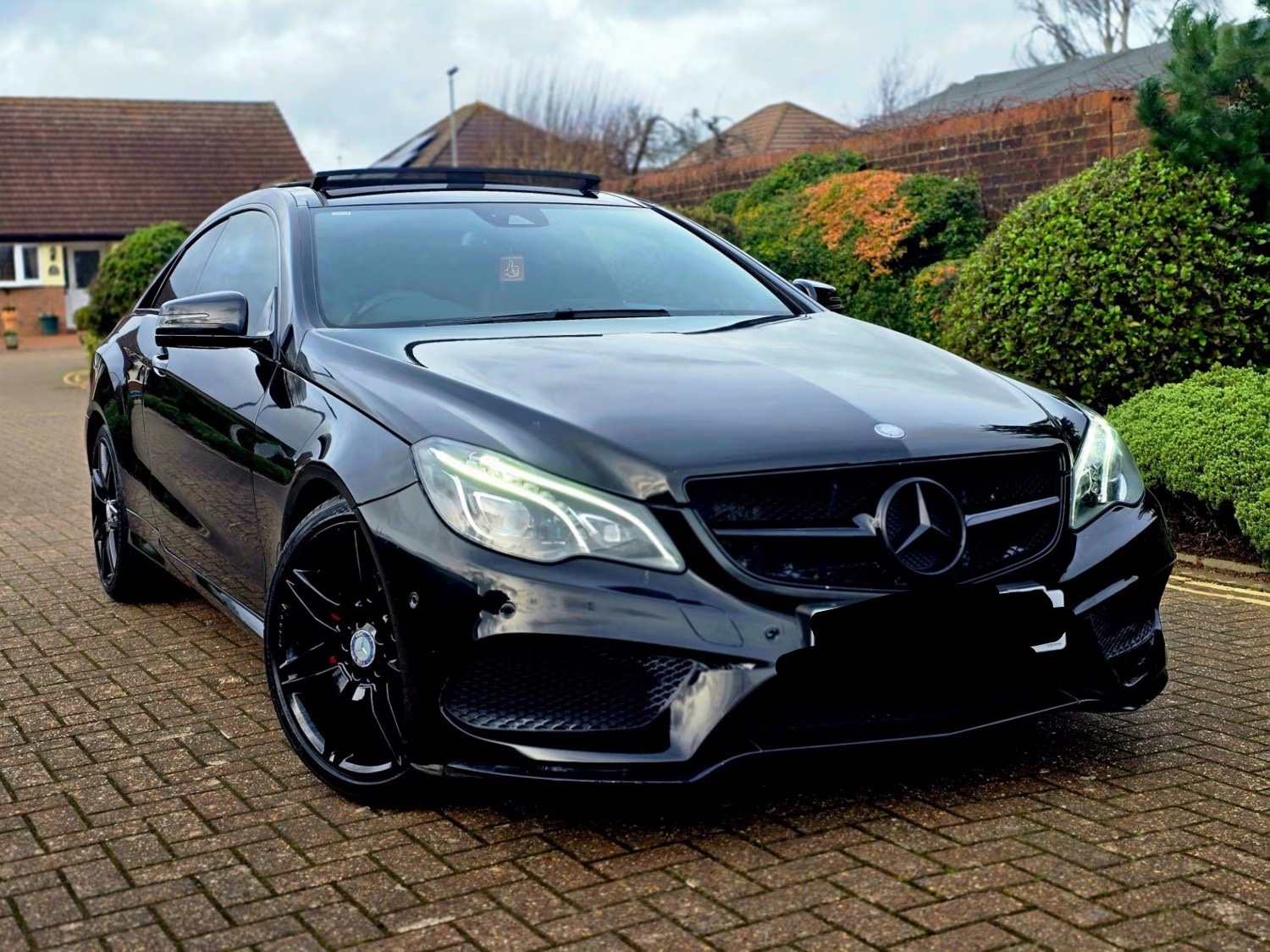 Used Mercedes-Benz E Class 2016 for sale - 76571438: Photo 1