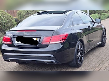 Used Mercedes-Benz E Class 2016 for sale - 76571438: Photo