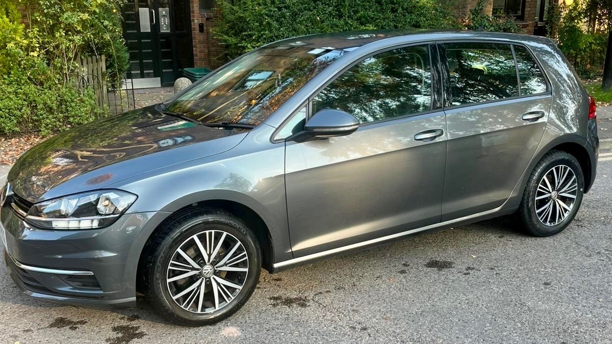 Used Volkswagen Golf 2019 for sale - 76271570: Photo 10