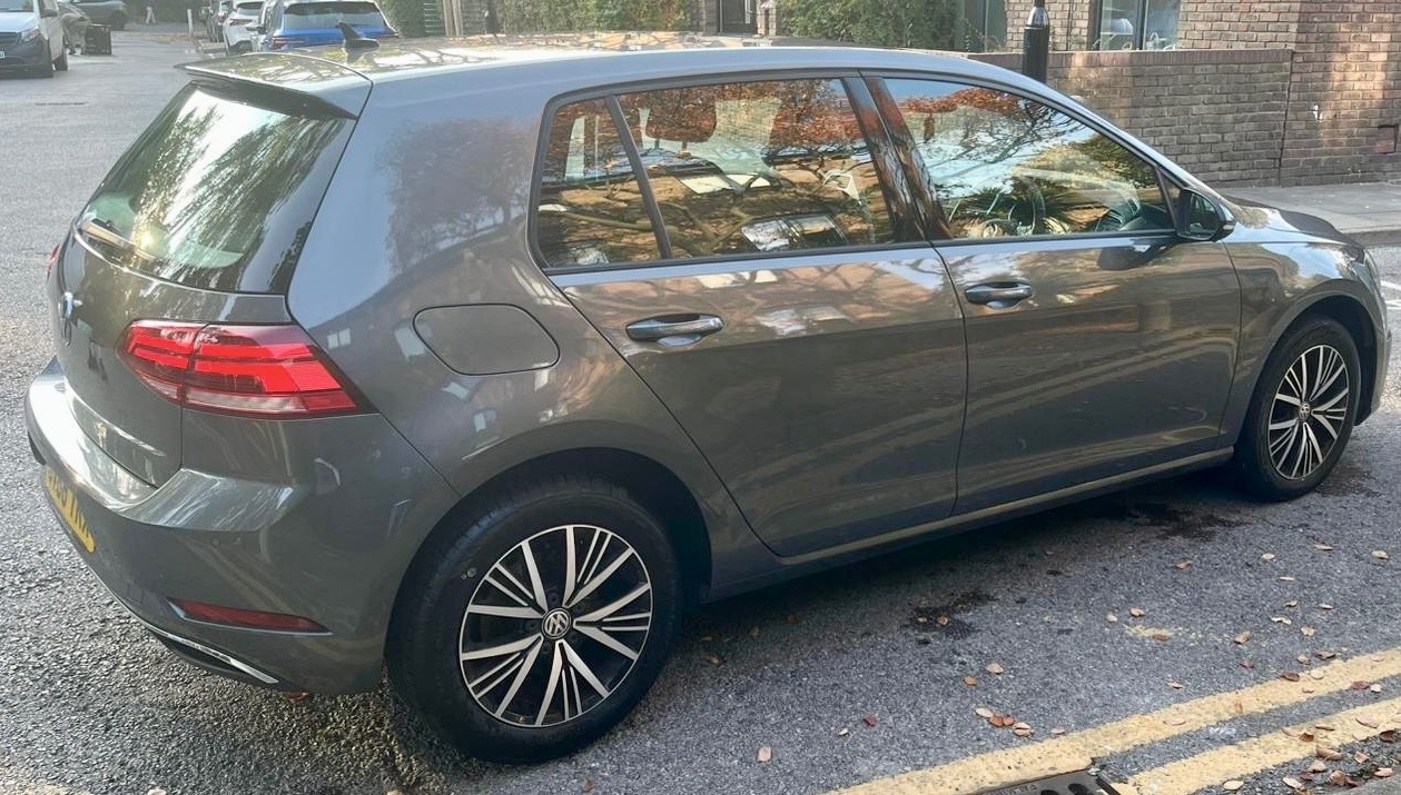 Used Volkswagen Golf 2019 for sale - 76271570: Photo 9
