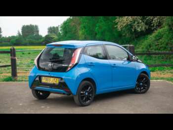 Used Toyota AYGO 2015 for sale - 74574395: Photo