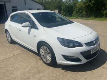 2014 (64) - 1.4 16v Excite Euro 5 5dr