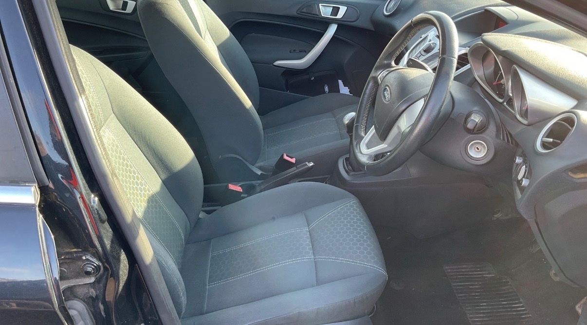 Used Ford Fiesta 2011 for sale - 77173298: Photo 4