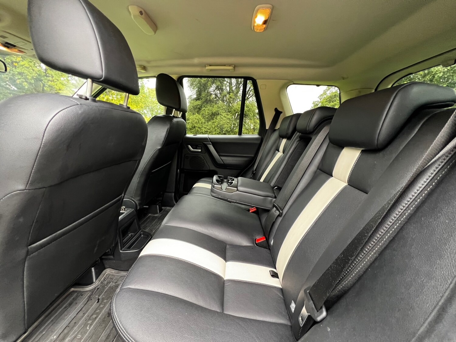 Used Land Rover Freelander 2011 for sale - 76212242: Photo 17